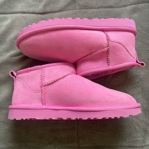 Pink Ultra Mini Uggs